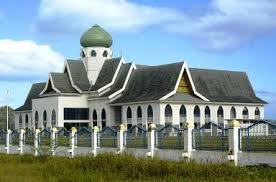 Bahas Ranperda Di Hotel Mewah, Dewan Siak Dinilai Tidak Peka